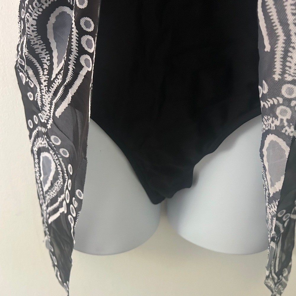Womens Black Abstract Mesh Flowy Padded Adjustable Strap Swimsuit Dress 2XL NWOT - Picture 7 of 8